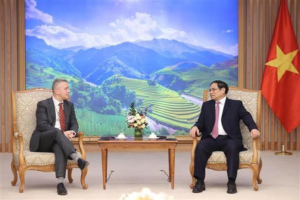 Vietnam treasures ties with Belgium: PM hinh anh 2