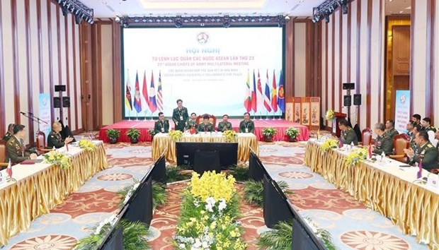 ASEAN armies seek ways to cope with common security challenges hinh anh 1
