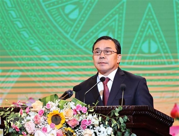 Laos, Vietnam contribute to building ASEAN of high economic growth: diplomat hinh anh 1