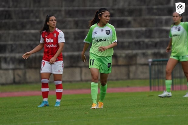 Vietnamese striker named to Portuguese female league's dream team hinh anh 1