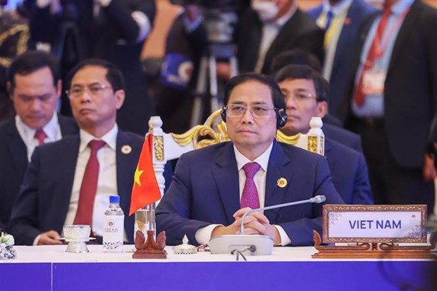 PM attends ASEAN Summits with partners hinh anh 3