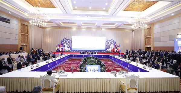 ASEAN must unite to create new engine of growth: PM hinh anh 2