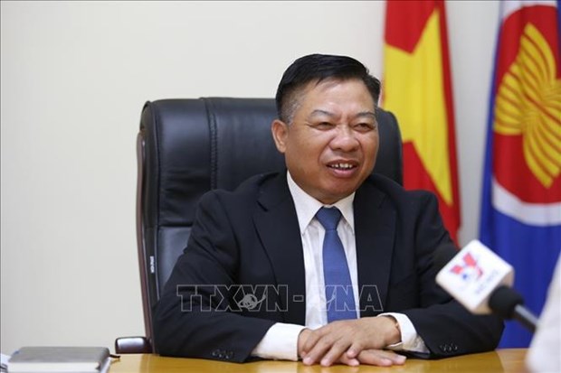 Dialogue a key to peaceful settlement of int’l disputes: Ambassador hinh anh 2