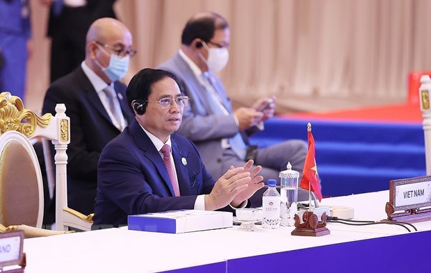 Foreign Minister highlights success of Prime Minister’s official visit to Cambodia hinh anh 2