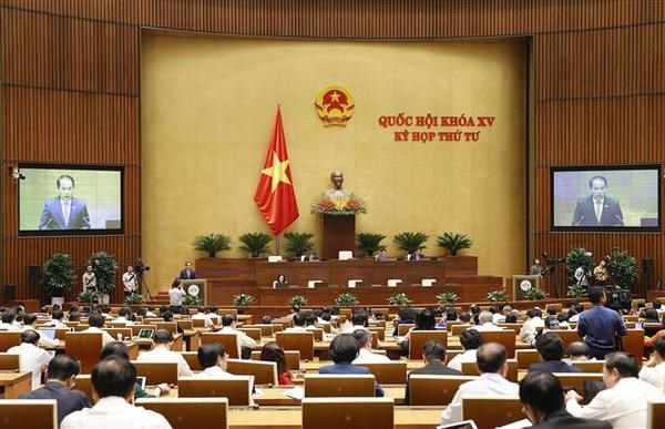 Lawmakers to approve important laws, resolutions on last working day of 4th session hinh anh 1