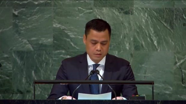 Vietnam calls for end to conflict in Ukraine at UNGA’s emergency session hinh anh 2