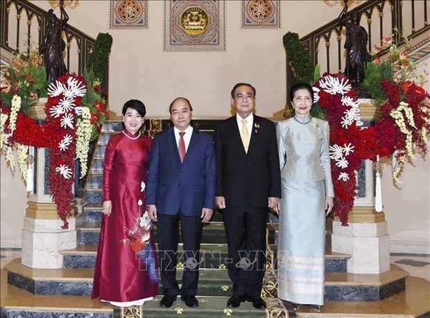 Vietnamese President holds talks with Thai Prime Minister hinh anh 1