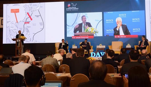 East Sea conference highlights peace, recovery hinh anh 1