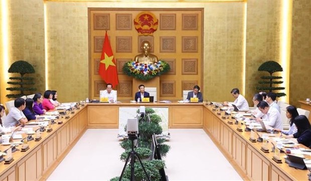 Deputy PM orders building safe, child-friendly living environment hinh anh 1