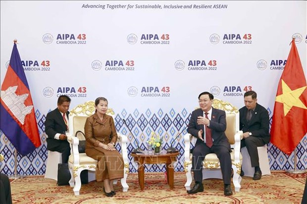 Vietnam, Cambodia agree to foster cooperation in all channels hinh anh 1
