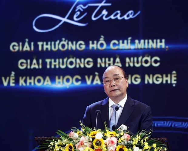 President calls for increased investment in science, technology hinh anh 2