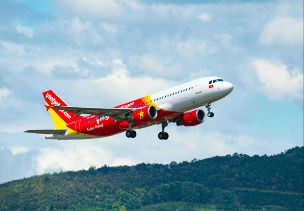 Vietjet offers double promotions to celebrate biggest shopping season hinh anh 1