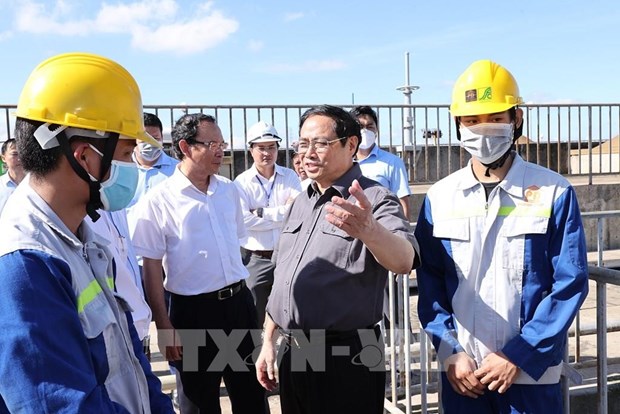 PM inspects infrastructure projects in HCM City hinh anh 1