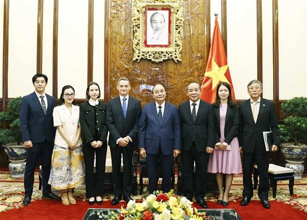 President lauds Chilean ambassador's contributions to growth of bilateral ties hinh anh 1