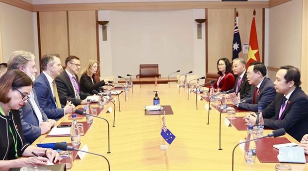 NA Chairman meets Australian minister, parliamentarians hinh anh 1