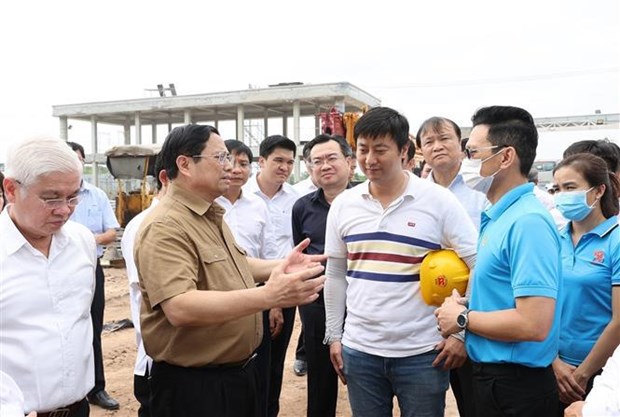 PM urges Binh Duong to accelerate key infrastructure projects hinh anh 1