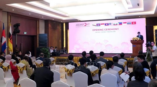 ASEAN meeting seeks to increase postal market share in new situation hinh anh 1