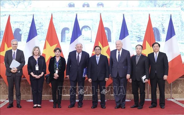 Vietnam values cooperation, relations with France: PM hinh anh 1