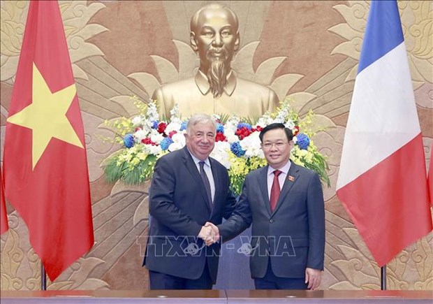 French Senate President wraps up Vietnam visit hinh anh 1