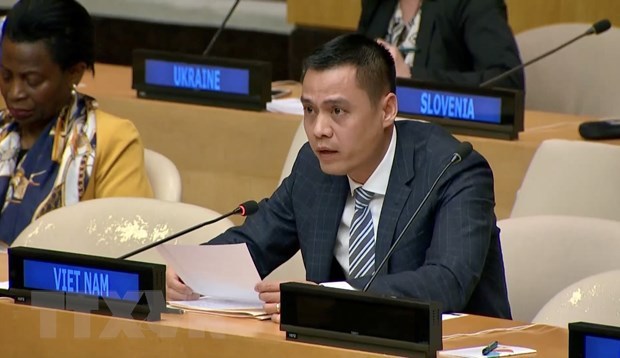 Vietnam affirms ASEAN's commitment to promoting multilateralism hinh anh 1