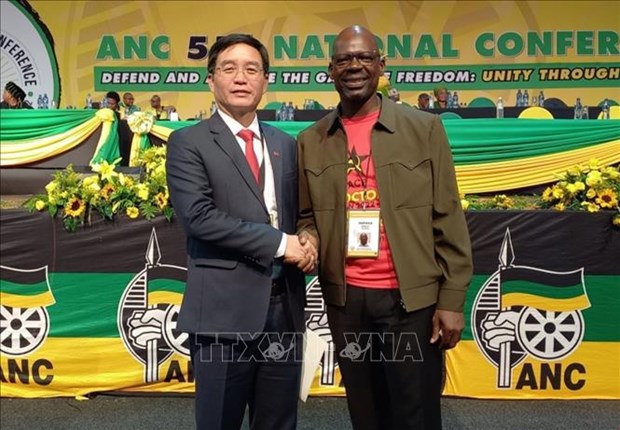 Party delegation attends African National Congress’s national conference hinh anh 1