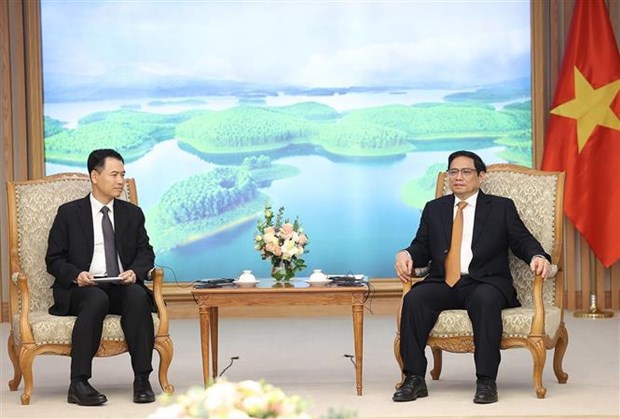 PM hopes for stronger trade, investment ties with Laos hinh anh 1