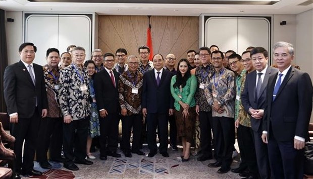 President receives Indonesia - Vietnam Friendship Association President in Jakarta hinh anh 2