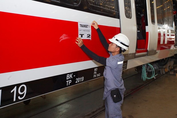 Greater Jakarta light rail transit to be operational middle next year hinh anh 1