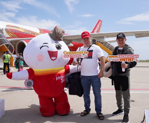 Vietjet offers more options to explore Kazakhstan with new route from Nha Trang hinh anh 2