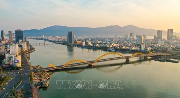 Da Nang ranks third in economic growth in 2022 hinh anh 1