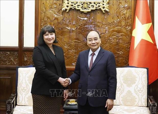 President hosts Romanian ambassador hinh anh 1
