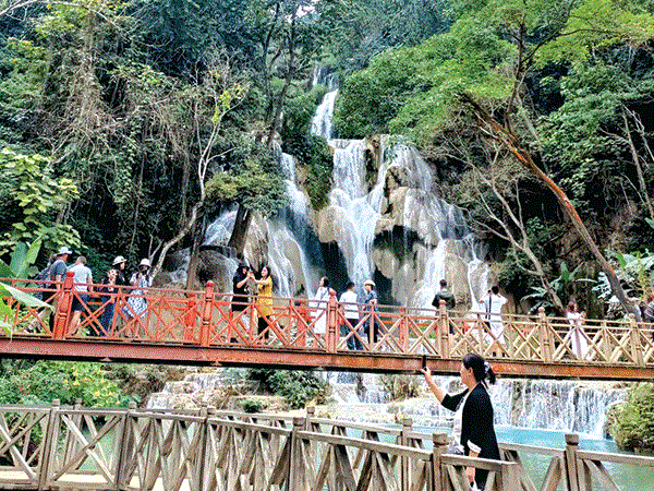 Laos named among 23 best places to visit in 2023: CNN hinh anh 1