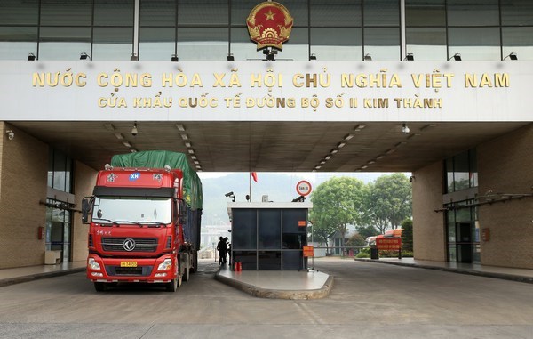 China to resume operation of border gates with Vietnam in Lao Cai hinh anh 1