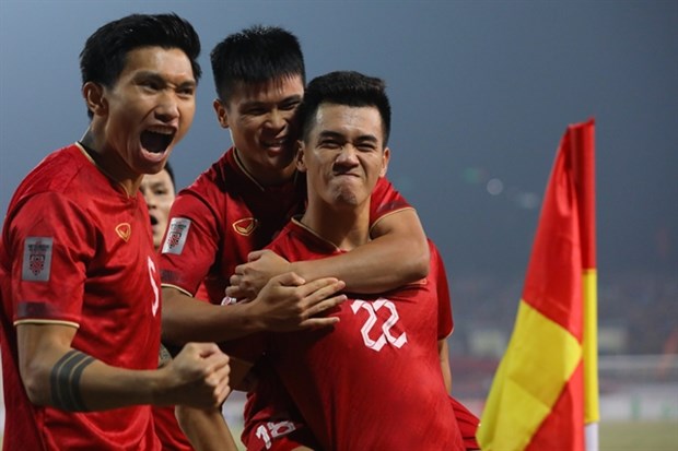 Vietnam to face regional rivals Thailand in AFF Cup final hinh anh 1