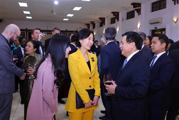 National politics academy steps up international training, research cooperation hinh anh 1