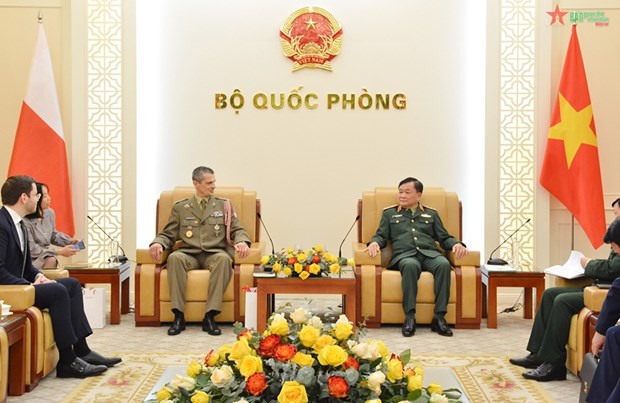 Vietnam, Poland boost defence cooperation hinh anh 1