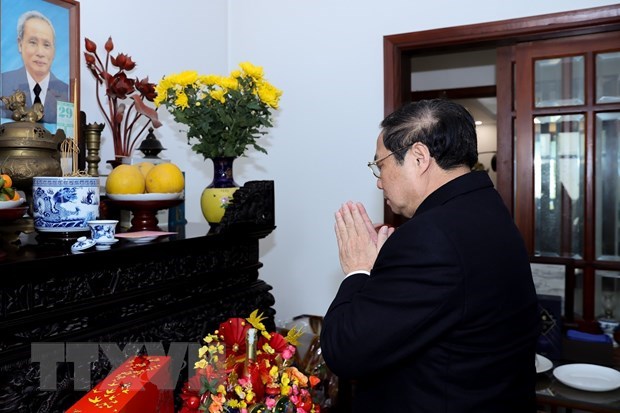 PM pays homage to late Government leader, General Giap hinh anh 1