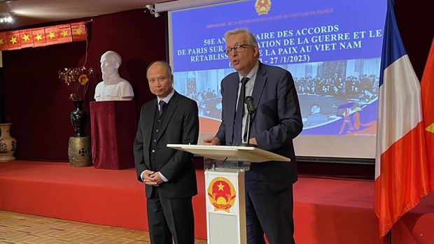 50th anniversary of Paris Peace Accords marked in France hinh anh 2
