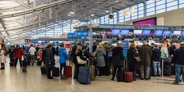 Sân bay Praha muốn mở đường bay thẳng đến Việt Nam ảnh 1