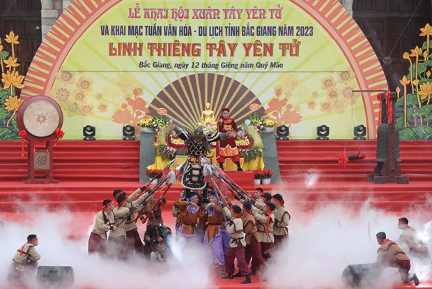 Bac Giang opens Tay Yen Tu Spring Festival, Culture - Tourism Week hinh anh 1