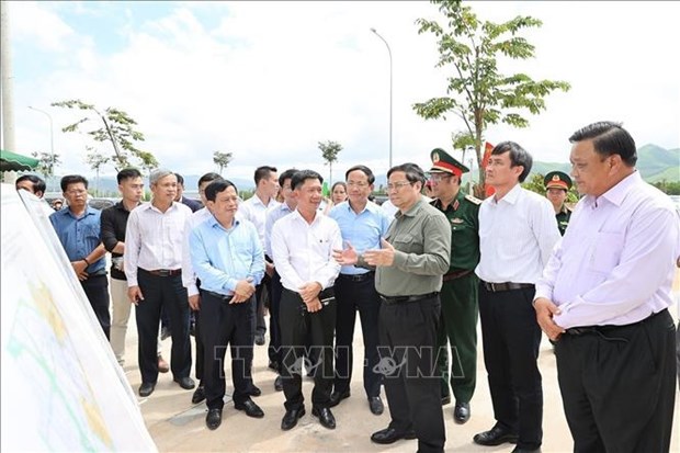 Prime Minister pays working visit to Binh Dinh hinh anh 3