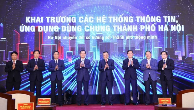 Hanoi launches information systems, applications for common use hinh anh 1