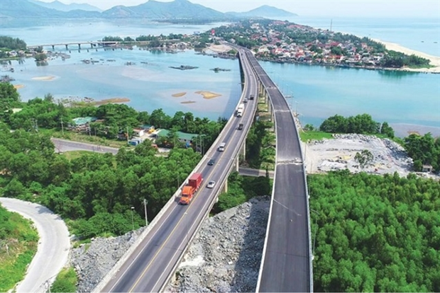 More expressways to be built in central region by 2025 hinh anh 1