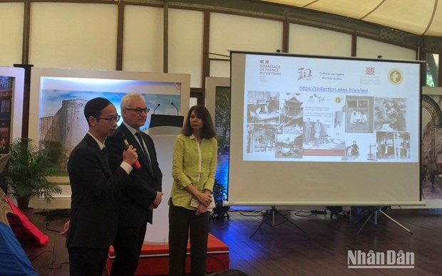 Vietnam - France joint website of archive photos launched hinh anh 1