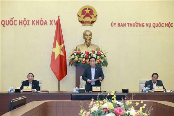 NA leader chairs discussion on draft revised Cooperative Law hinh anh 1