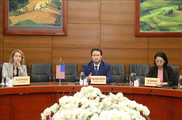 US Ambassador learns about Lao Cai’s human trafficking combat hinh anh 2