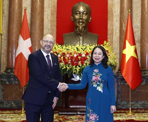 Acting President receives new Ambassadors of Switzerland, Malaysia, Cambodia hinh anh 1