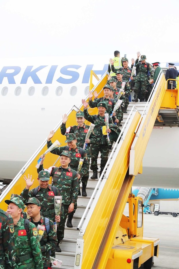 Vietnamese military rescue team completes mission in Turkey, arrives home hinh anh 2