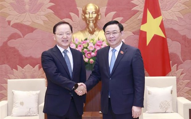 NA Chairman receives leader of Samsung Electronics hinh anh 1