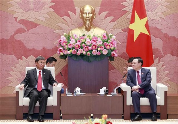 National Assembly eager for experience sharing, exchange with Laos: leader hinh anh 2